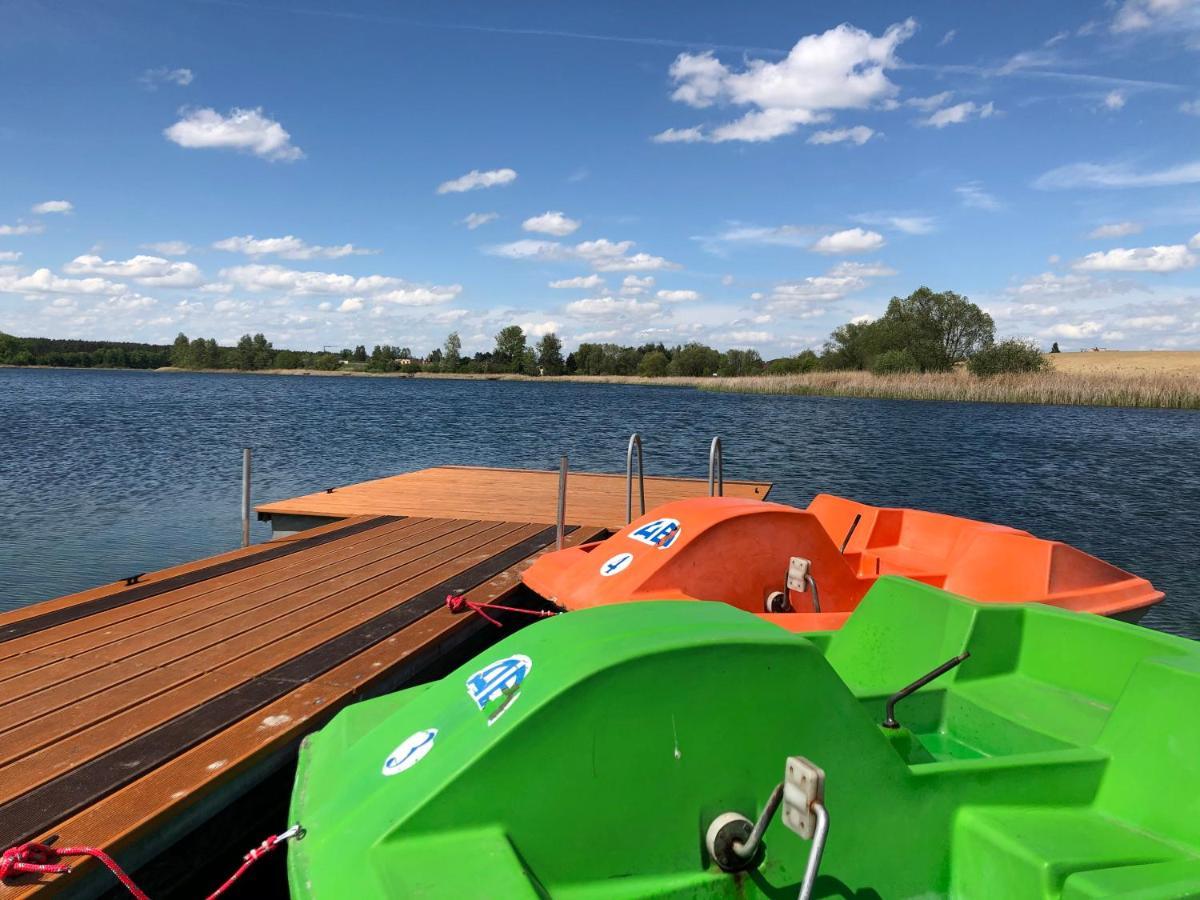 Ab Domki Caloroczne Nad Jeziorem Stęszew Exteriör bild
