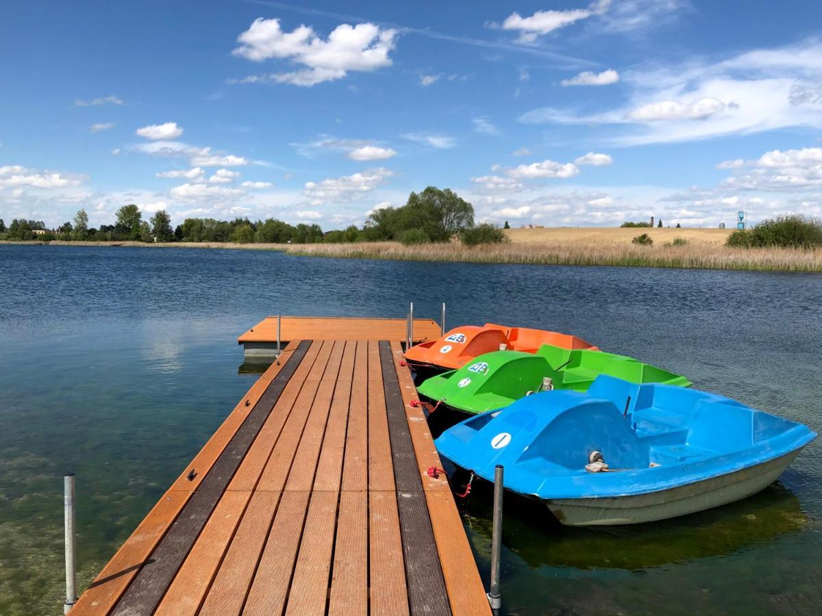 Ab Domki Caloroczne Nad Jeziorem Stęszew Exteriör bild