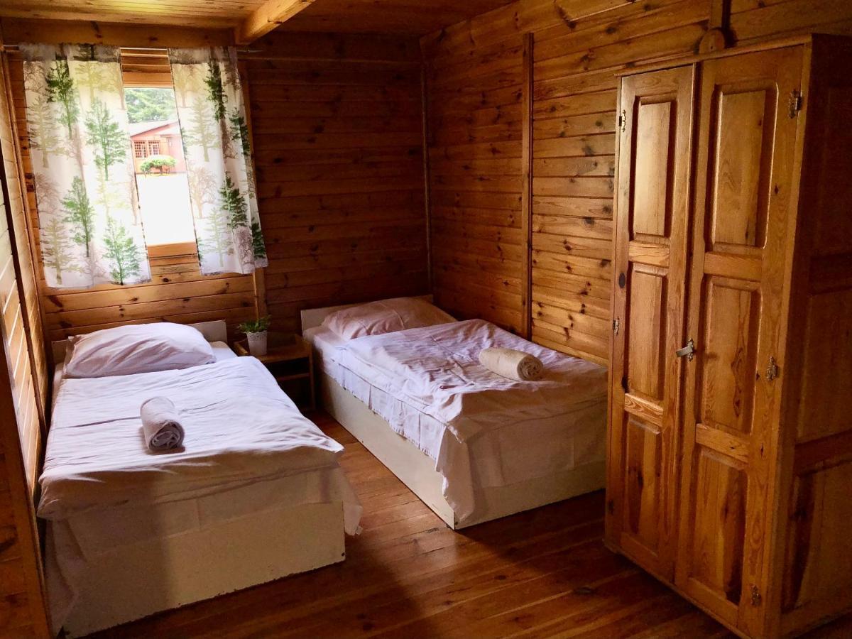 Ab Domki Caloroczne Nad Jeziorem Stęszew Exteriör bild